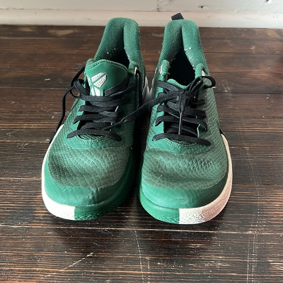 Nike Kobe Mamba Focus TB Gorge Green Youth 4.5 - Picture 4 of 7
